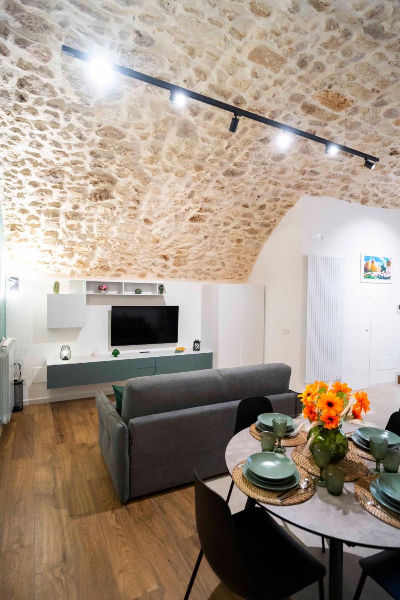 Castel Manfredi Apartments Manfredonia Εξωτερικό φωτογραφία