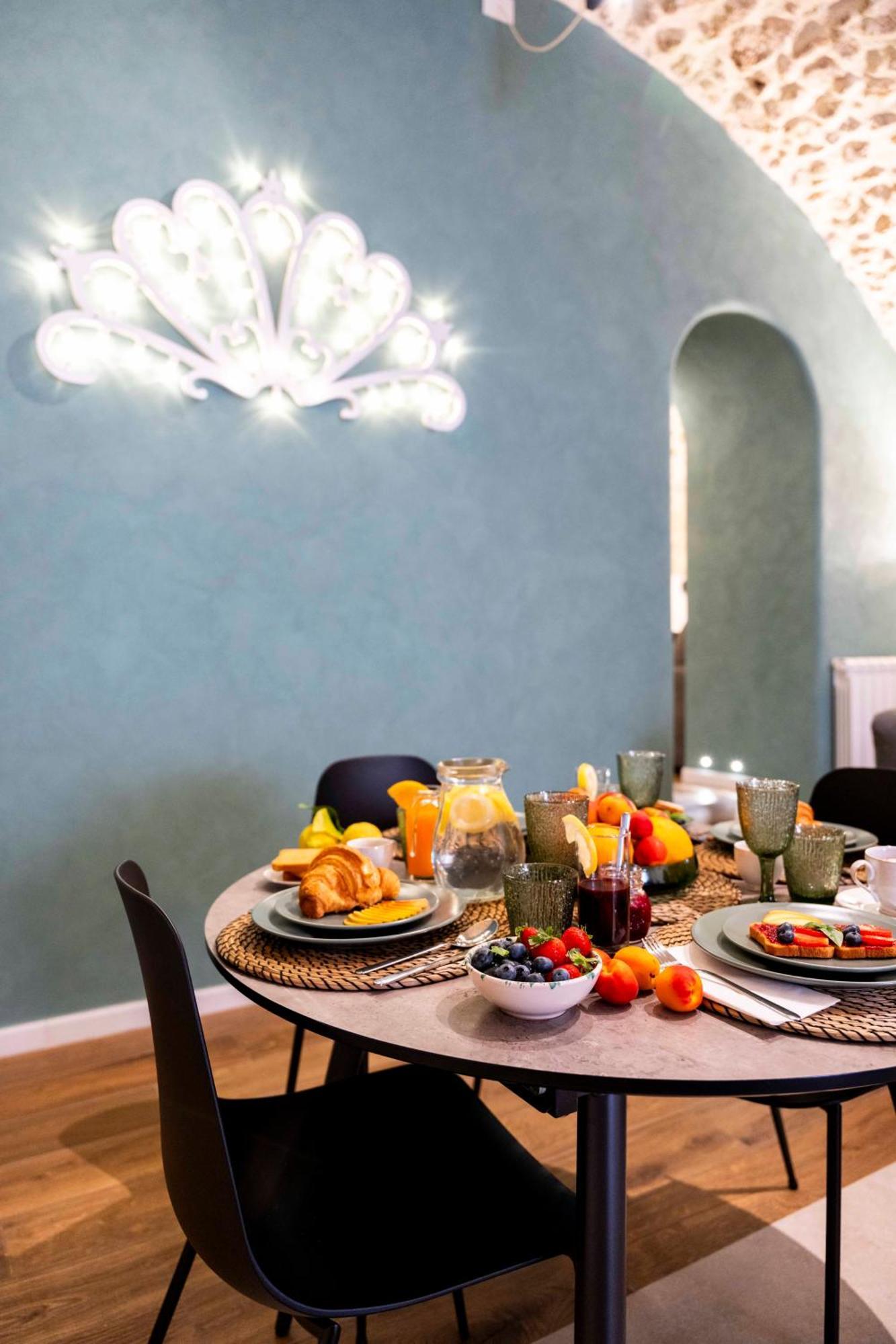 Castel Manfredi Apartments Manfredonia Εξωτερικό φωτογραφία